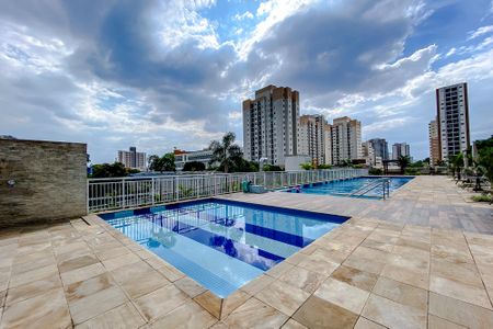 Apartamento à venda com 120m², 2 quartos e 2 vagasÁrea comum - Piscina