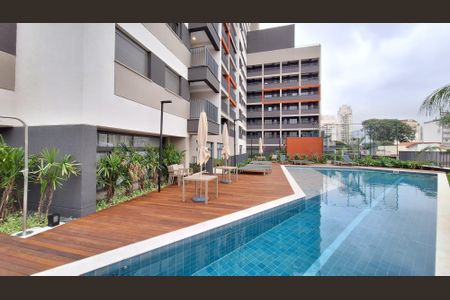 Apartamento à venda com 32m², 1 quarto e sem vagaÁrea comum - Piscina