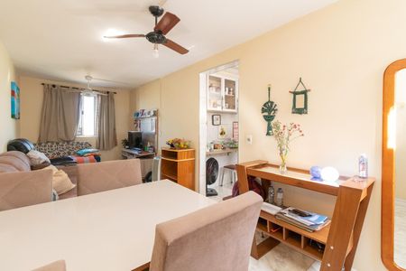 Apartamento à venda com 56m², 2 quartos e 1 vagaSala