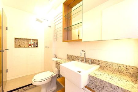 Casa à venda com 201m², 4 quartos e 1 vaga
