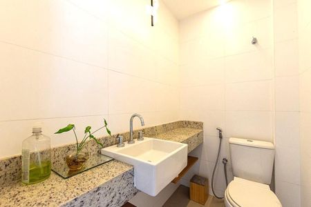 Casa à venda com 201m², 4 quartos e 1 vaga
