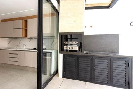 Casa à venda com 201m², 4 quartos e 1 vaga