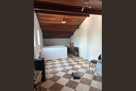 Casa à venda com 3 quartos, 200m² em Penha de França, São Paulo