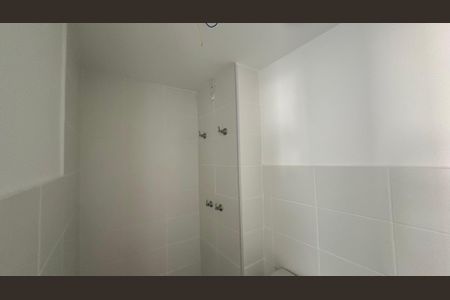 Apartamento à venda com 52m², 2 quartos e 1 vaga Apartamento à venda com 52m², 2 quartos e 1 vagaBanheiro Social