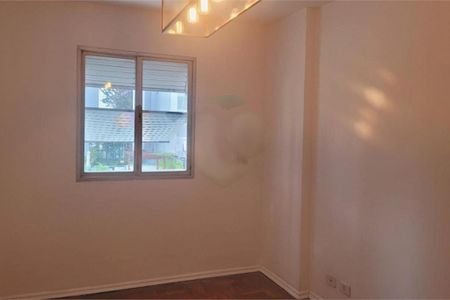 Apartamento à venda com 3 quartos, 95m² em Moema, São Paulo