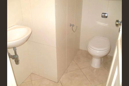 Casa à venda com 180m², 3 quartos e 2 vagas