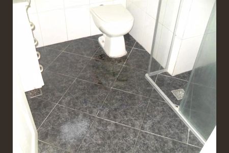 Casa à venda com 180m², 3 quartos e 2 vagas