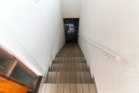 Casa para alugar com 40m², 1 quarto e sem vaga Casa para alugar com 40m², 1 quarto e sem vagaEscada  de Acesso