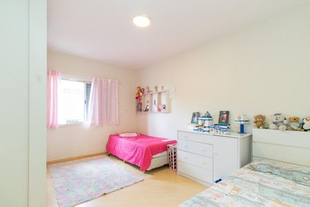 Casa à venda com 183m², 3 quartos e 4 vagasQuarto 2