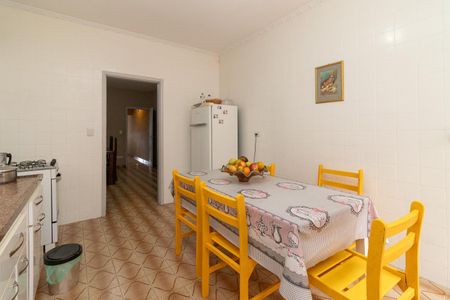 Casa à venda com 183m², 3 quartos e 4 vagasCozinha