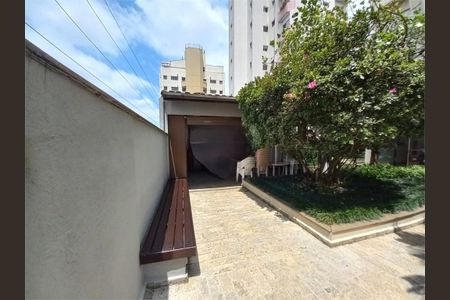 Apartamento à venda com 68m², 2 quartos e 1 vaga
