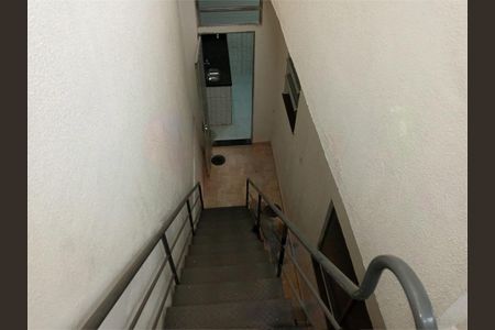 Casa de condomínio à venda com 52m², 2 quartos e sem vaga