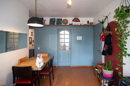 Apartamento à venda com 68m², 2 quartos e sem vaga Apartamento à venda com 68m², 2 quartos e sem vagaSala