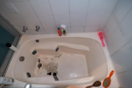 Apartamento à venda com 68m², 2 quartos e sem vaga Apartamento à venda com 68m², 2 quartos e sem vagaBanheiro