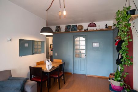 Apartamento à venda com 68m², 2 quartos e sem vaga Apartamento à venda com 68m², 2 quartos e sem vagaSala