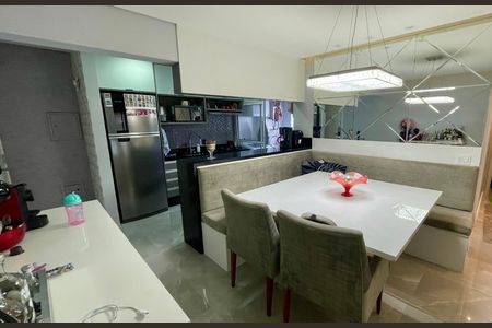 Apartamento à venda com 84m², 3 quartos e 2 vagas Apartamento à venda com 84m², 3 quartos e 2 vagasSala de Jantar