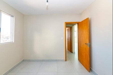 Apartamento à venda com 60m², 2 quartos e 2 vagas Apartamento à venda com 60m², 2 quartos e 2 vagasQuarto 2