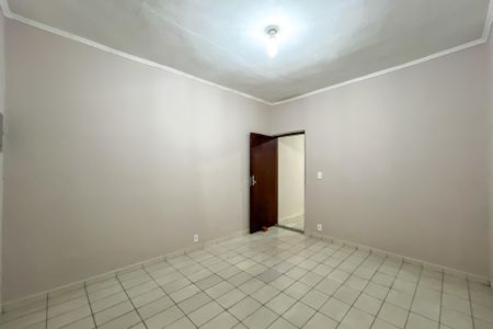 Casa para alugar com 120m², 2 quartos e sem vaga Casa para alugar com 120m², 2 quartos e sem vagaQuarto 1