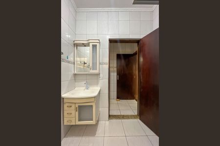 Casa para alugar com 120m², 2 quartos e sem vaga Casa para alugar com 120m², 2 quartos e sem vagaBanheiro