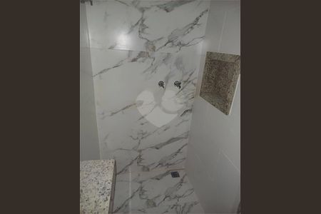 Casa à venda com 98m², 3 quartos e 1 vaga