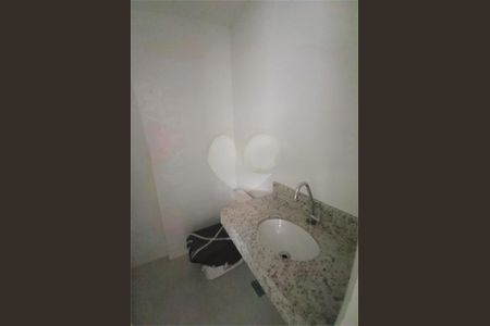 Casa à venda com 98m², 3 quartos e 1 vaga