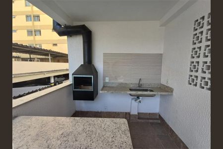 Casa à venda com 98m², 3 quartos e 1 vaga