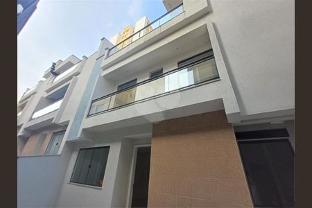 Casa à venda com 98m², 3 quartos e 1 vaga