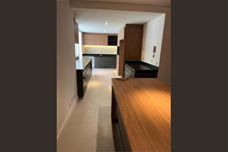 Apartamento à venda com 3 quartos, 180m² em Jardim Paulista, São Paulo