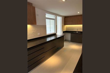 Apartamento à venda com 3 quartos, 180m² em Jardim Paulista, São Paulo