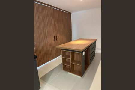 Apartamento à venda com 3 quartos, 180m² em Jardim Paulista, São Paulo