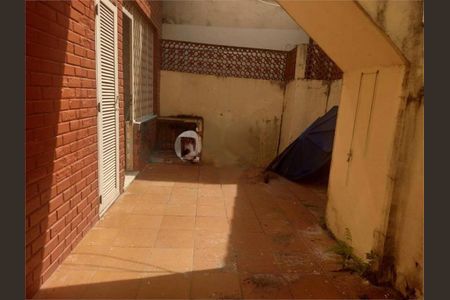 Casa à venda com 116m², 3 quartos e 1 vaga