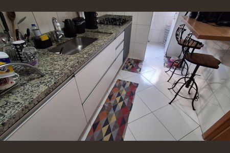 Apartamento à venda com 62m², 2 quartos e 2 vagas Apartamento à venda com 62m², 2 quartos e 2 vagasCozinha