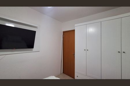 Apartamento à venda com 62m², 2 quartos e 2 vagas Apartamento à venda com 62m², 2 quartos e 2 vagasQuarto