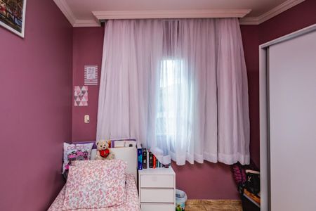 Casa à venda com 180m², 3 quartos e 3 vagasQuarto 2