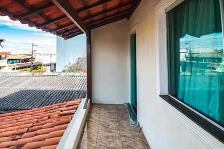 Casa à venda com 180m², 3 quartos e 3 vagasVaranda