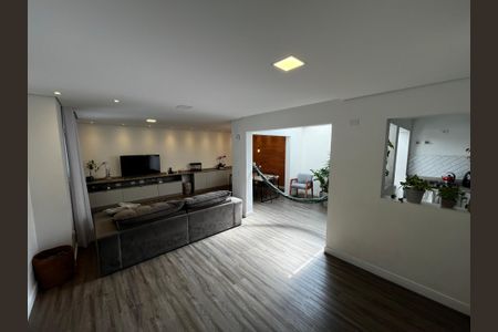 Sala de casa de condomínio à venda com 3 quartos, 242m² em Chora Menino, São Paulo
