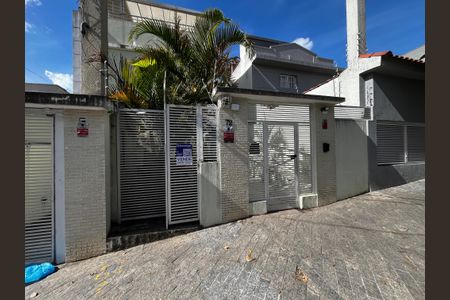 Casa de condomínio à venda com 242m², 3 quartos e 2 vagasFachada/placa