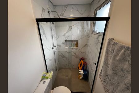 Casa de condomínio à venda com 242m², 3 quartos e 2 vagasBanheiro da Suíte 2