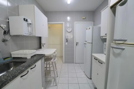 Apartamento para alugar com 100m², 3 quartos e 1 vaga Apartamento para alugar com 100m², 3 quartos e 1 vagaCozinha