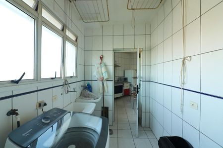 Apartamento para alugar com 188m², 4 quartos e 4 vagasÁrea de Serviço