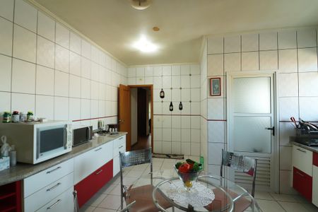 Apartamento para alugar com 188m², 4 quartos e 4 vagasCozinha