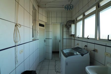 Apartamento para alugar com 188m², 4 quartos e 4 vagasÁrea de Serviço