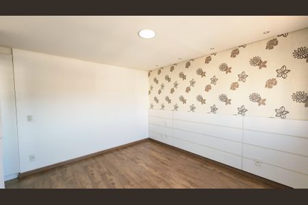 Apartamento para alugar com 155m², 3 quartos e 3 vagas Apartamento para alugar com 155m², 3 quartos e 3 vagasSuíte 1