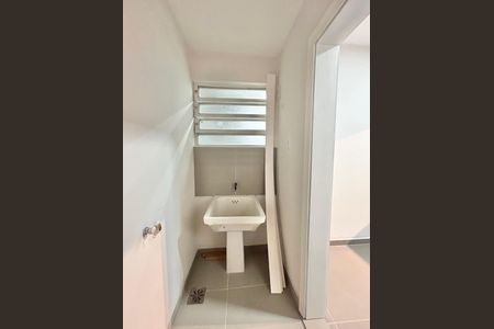 Apartamento à venda com 49m², 1 quarto e sem vaga Apartamento à venda com 49m², 1 quarto e sem vagaÁrea de Serviço