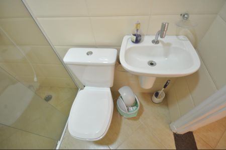 Casa à venda com 650m², 4 quartos e 4 vagasBanheiro de serviço