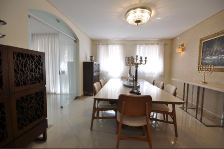 Casa à venda com 650m², 4 quartos e 4 vagasSala de Jantar