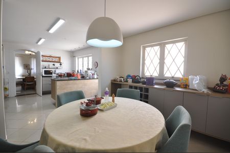 Casa à venda com 650m², 4 quartos e 4 vagasCopa