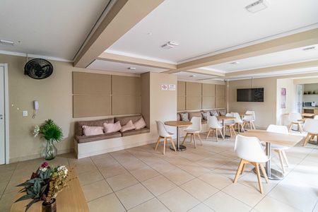 Apartamento para alugar com 28m², 1 quarto e sem vaga Apartamento para alugar com 28m², 1 quarto e sem vagaÁrea comum - Salão de festas