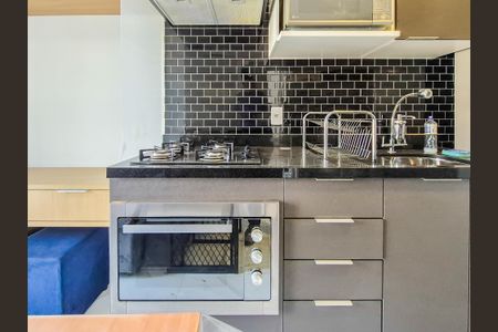 Apartamento para alugar com 28m², 1 quarto e sem vaga Apartamento para alugar com 28m², 1 quarto e sem vagaCozinha e Área de Serviço