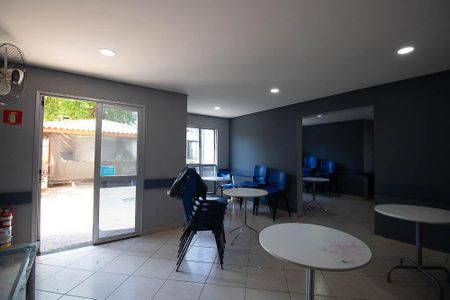 Apartamento à venda com 68m², 3 quartos e 1 vaga Apartamento à venda com 68m², 3 quartos e 1 vagaÁrea comum - Salão de festas